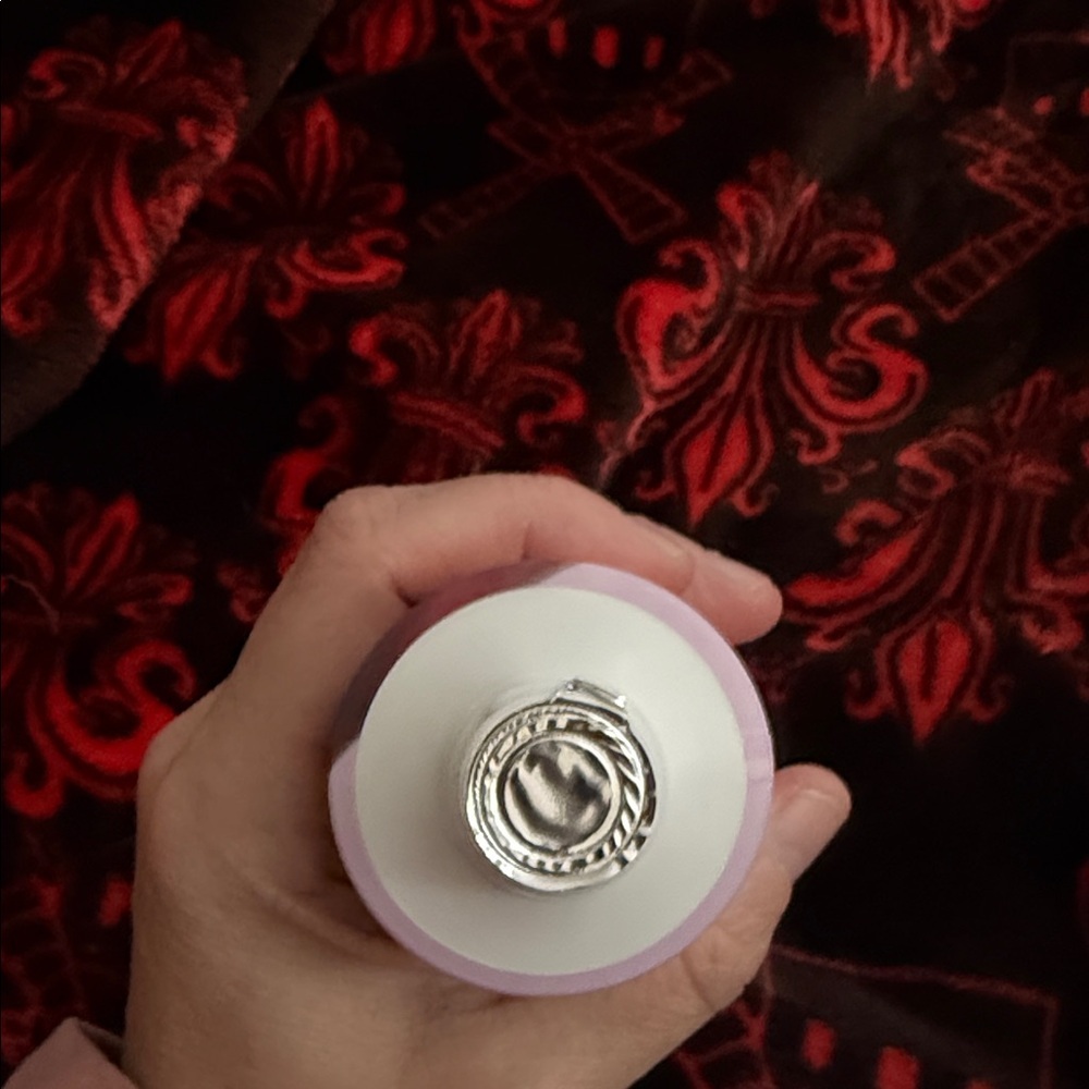 Victoria's Secret Love Spell Brûlée Lotion - Cream and Purple - Picture 2 of 2
